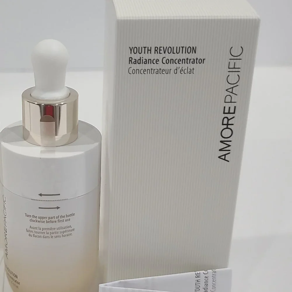 1/2 PRICE ✅️ SEALED AmorePacific Youth Revolution Radiance Concentrator 1oz